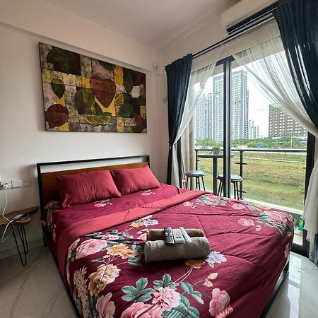 Stay N Cozy Apartemen Sky House Bsd By Sm Room Samporo Kültér fotó