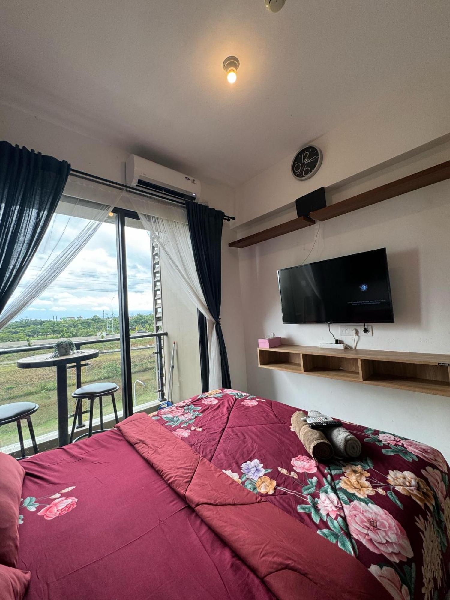 Stay N Cozy Apartemen Sky House Bsd By Sm Room Samporo Kültér fotó